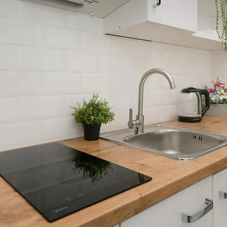 Apartment Elegant In The Centre Of By Renters Lodz